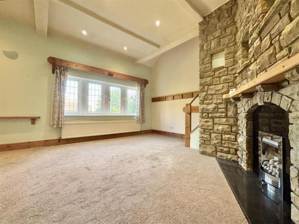 2 bed Terraced Bungalow for sale Image 5