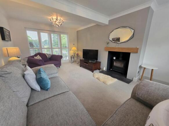Woodlands Crescent, High Legh photo 3