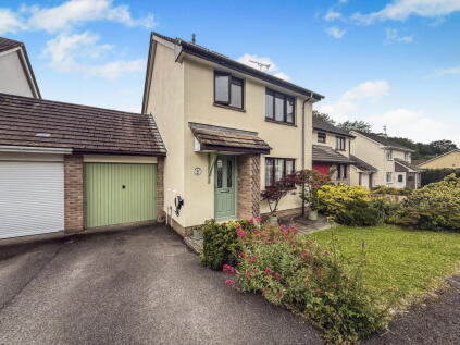 Hawthorn Road, Whiddon Valley, Barnstaple, North Devon