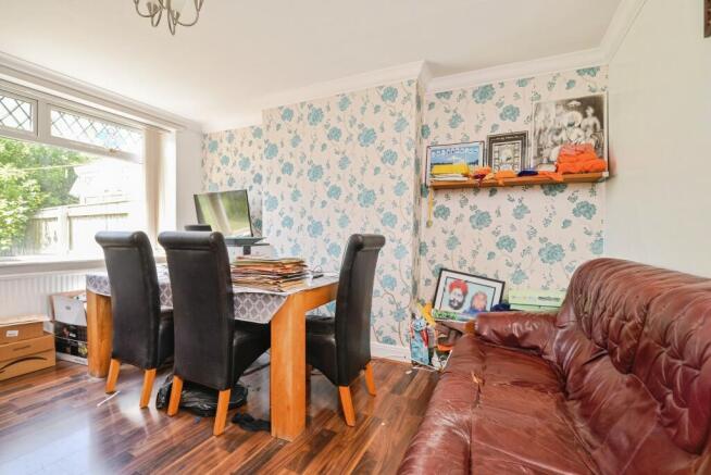 3 bed Semi-Detached for sale Image 5