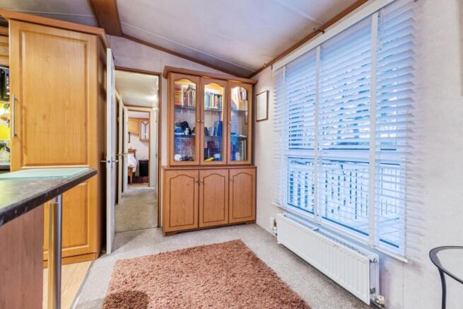 2 bed Bungalow for sale Image 7