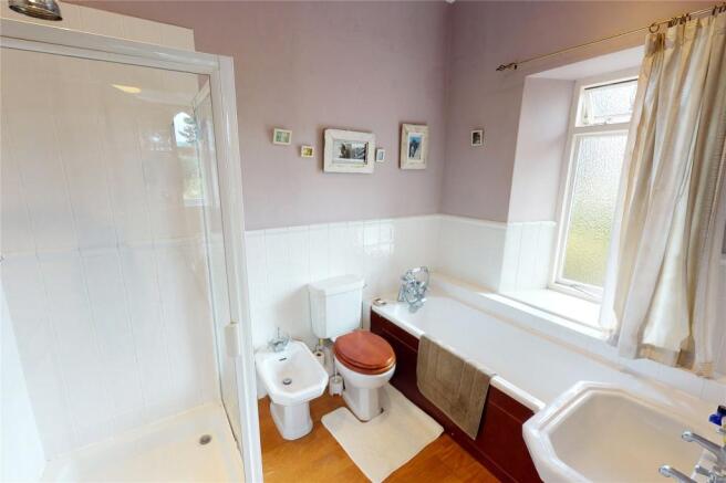 Ensuite