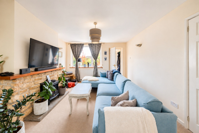 Blue Cap Road, Stratford-upon-Avon, CV37 photo 2