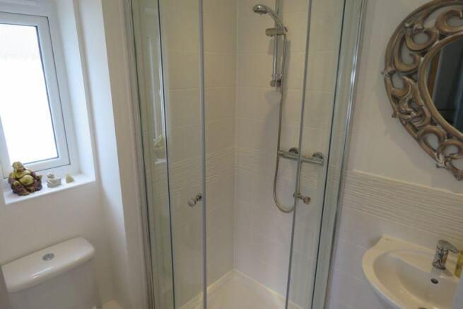 En-Suite Showe...