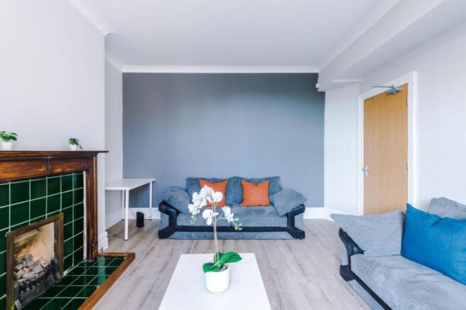 201OR - Living Area