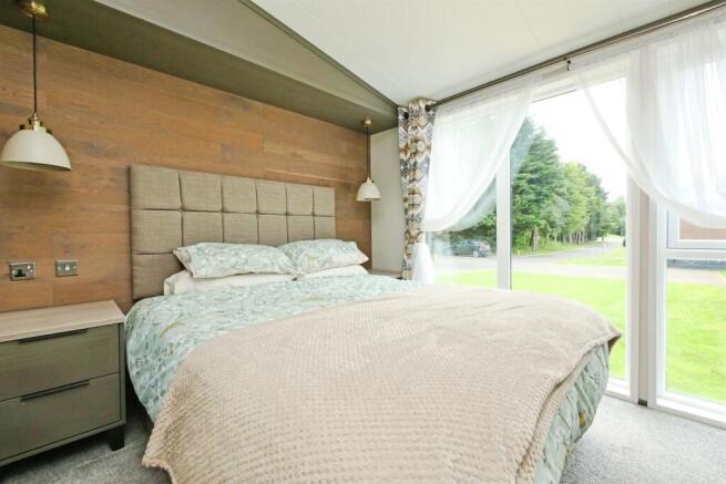 2 bed Lodge for sale Image 9