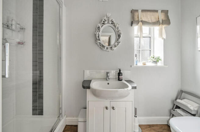 Ground Floor Shower
