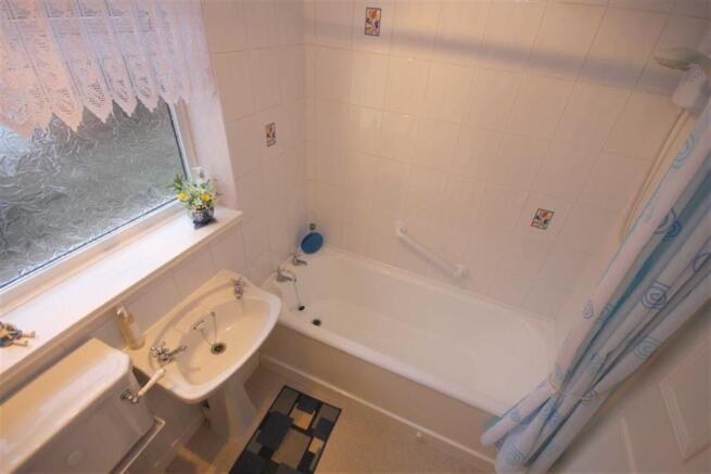 BATHROOM / WC
