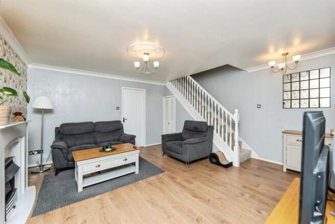 3 bed Semi-Detached for sale Image 10