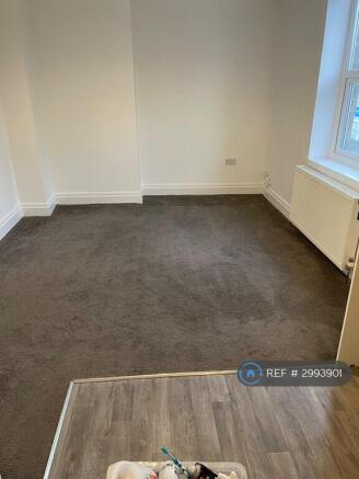 1 bed Flat to rent Image 6