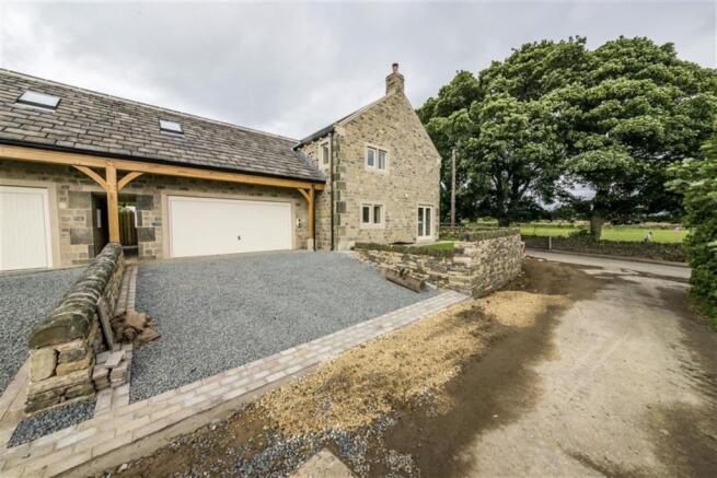 DOUBLE GARAGE