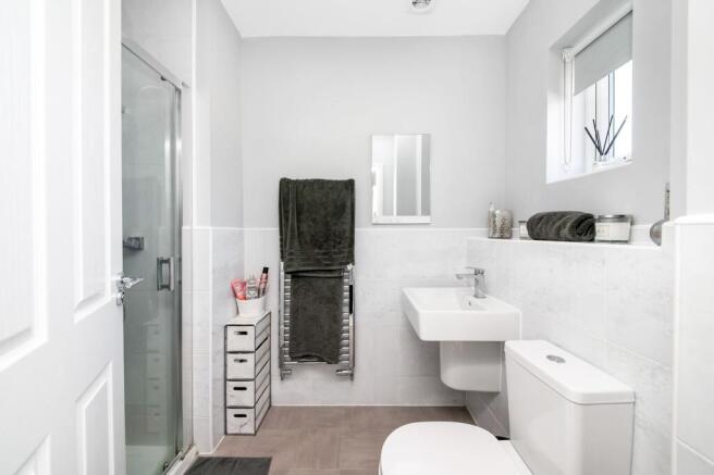 ENSUITE SHOWER ROOM