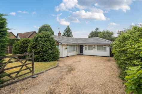 Boundstone Road, Wrecclesham, Farnham, GU10