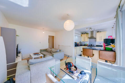 Hevelius Close, London, SE10