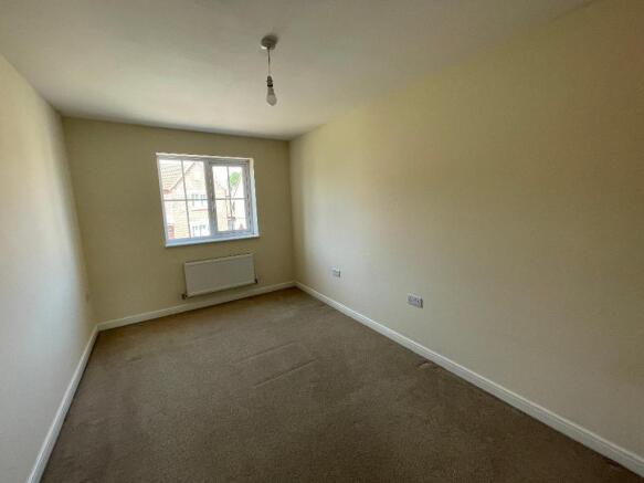 4 bed Detached for sale Image 12