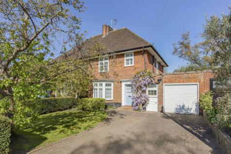 Valley Road, Welwyn Garden City, Hertfordshire, AL8