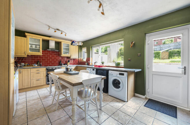 Kitchen/Breakfast Rm