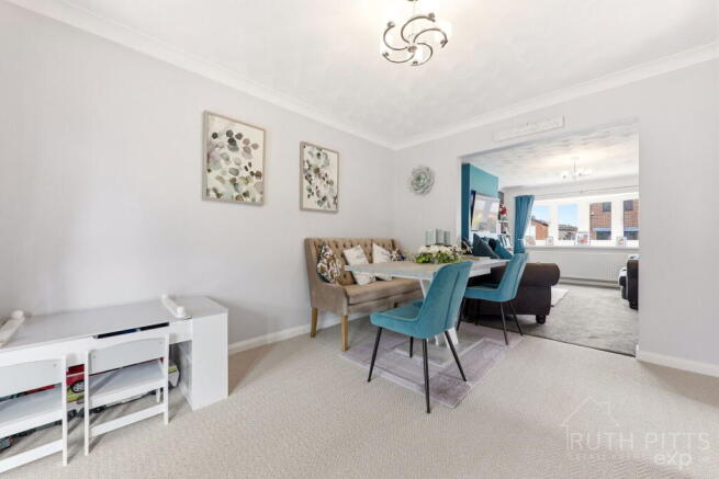 3 bed Detached for sale Image 6