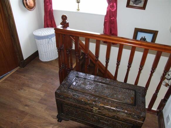 STAIRS TO LANDING