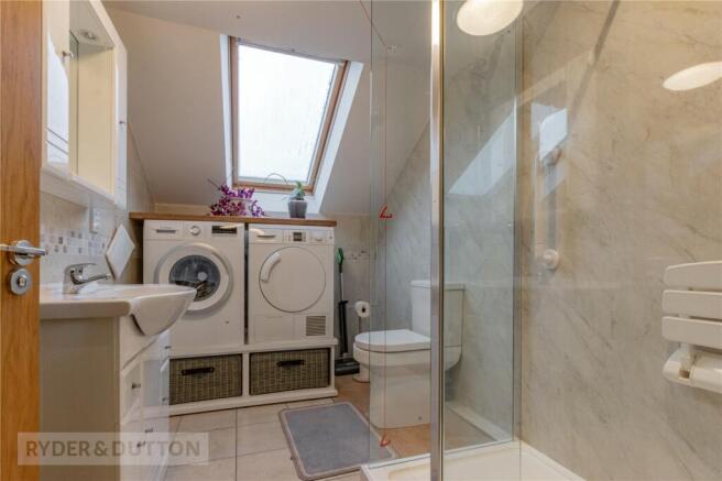 2 bed Apartment for sale Image 9