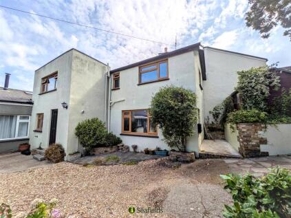 East Hill Road, Ryde, PO33 1LL