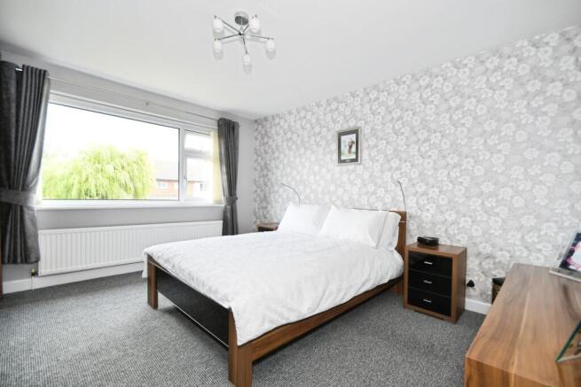 4 bed Detached for sale Image 10
