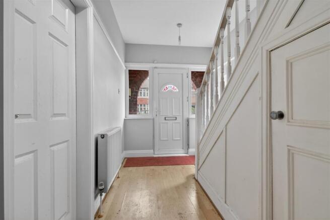 3 bed Semi-Detached for sale Image 9