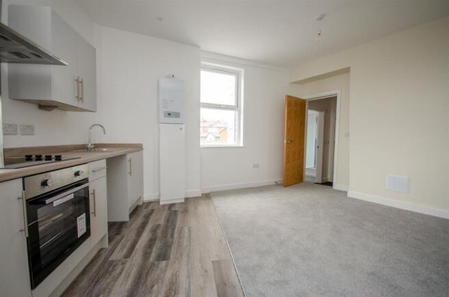 Kitchen and Dining Room (2).jpg