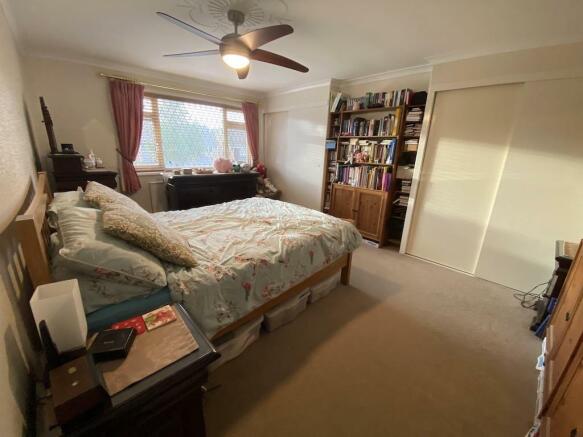 14 - Bedroom 1.jpg