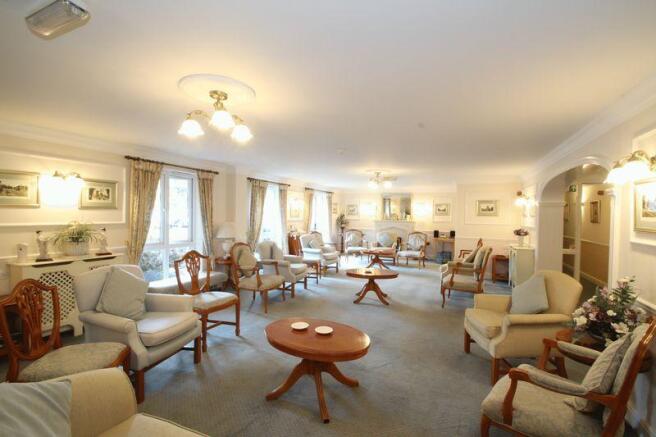 RESIDENTS LOUNGE