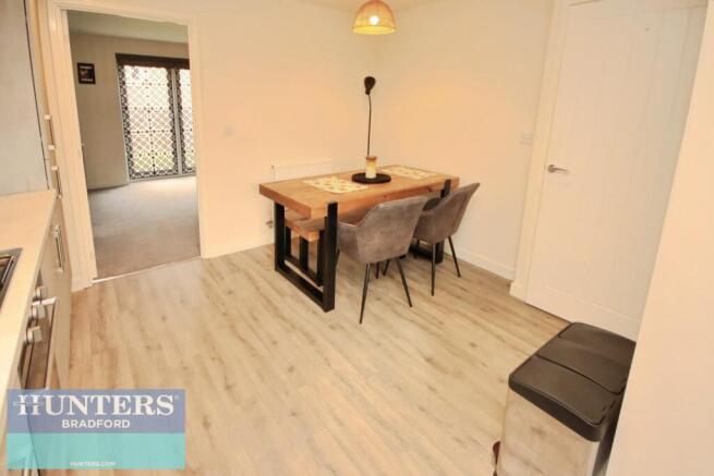 3 bed Semi-Detached for sale Image 10
