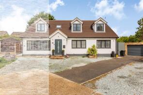 The White House, Willow Close, Doddinghurst CM15 0RD
