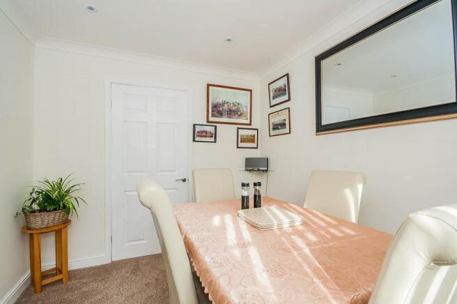 Dining Room/Bedroom