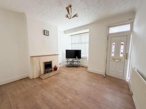 2 bed Terraced for sale Image 6