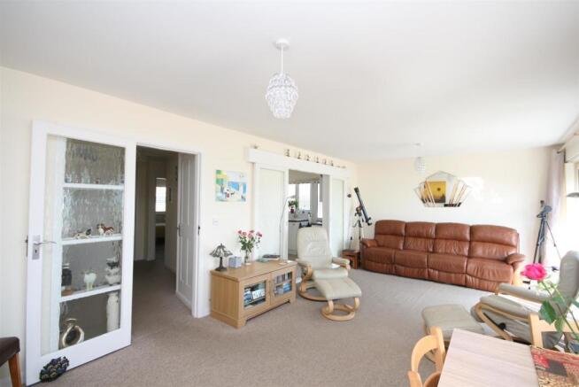 Lounge Dining Room