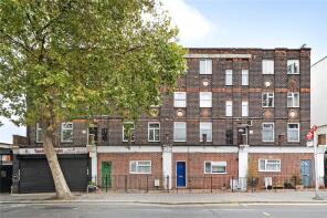 215c, Wood Street, London E17 3NT