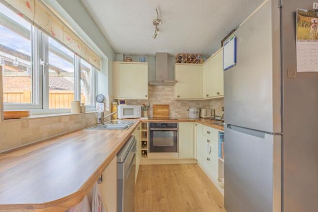 Ewemove Taunton Ellis Grove (11)