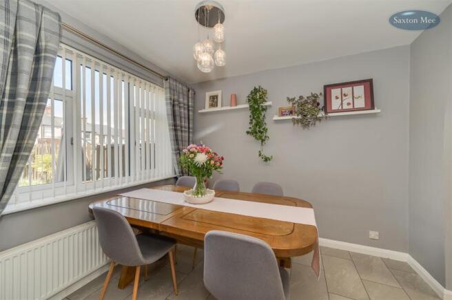 3 bed Semi-Detached for sale Image 5