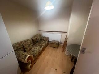 3 bed End of Terrace to rent Image 6