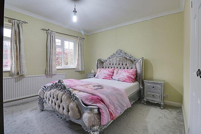 Bedroom 2 (Double)