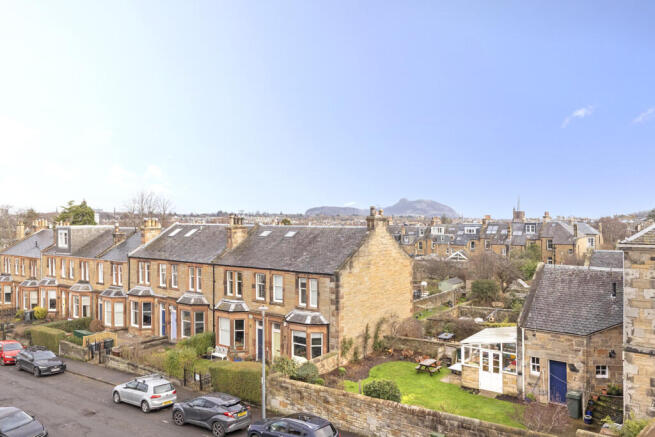 Views of 100 Craiglea Drive