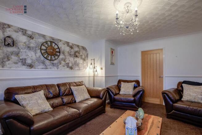 3 bed Detached for sale Image 6