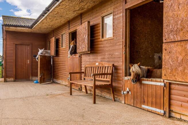 Ashton House (Kirton)-40.jpg