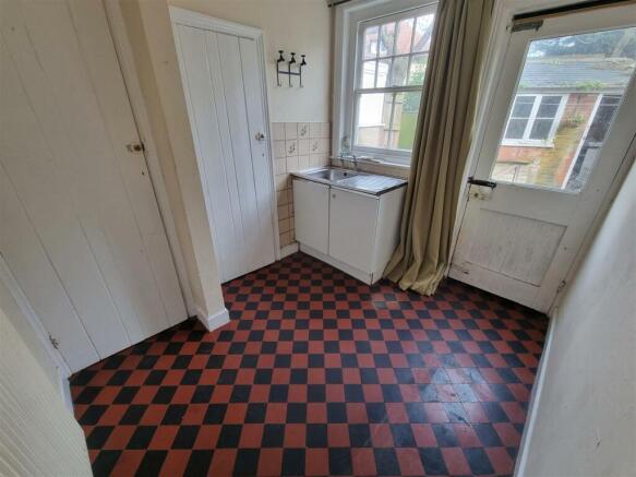 Utility Room 1