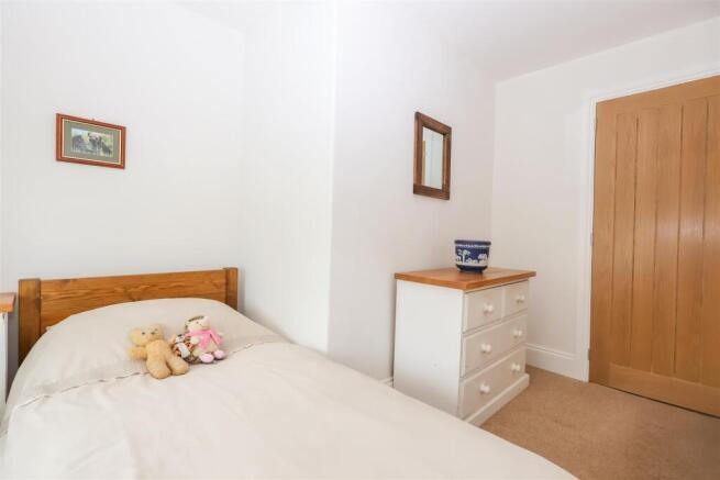 3 bed Detached for sale Image 7