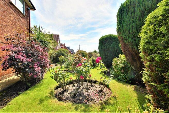 Garden at Front