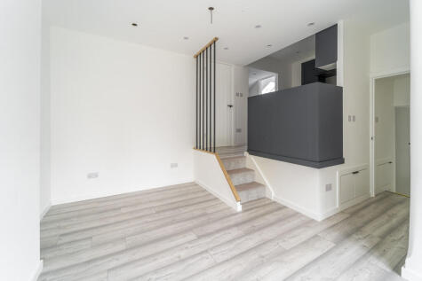 Woodland Gardens, Muswell Hill N10