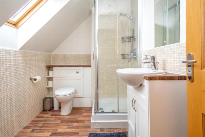Master Ensuite