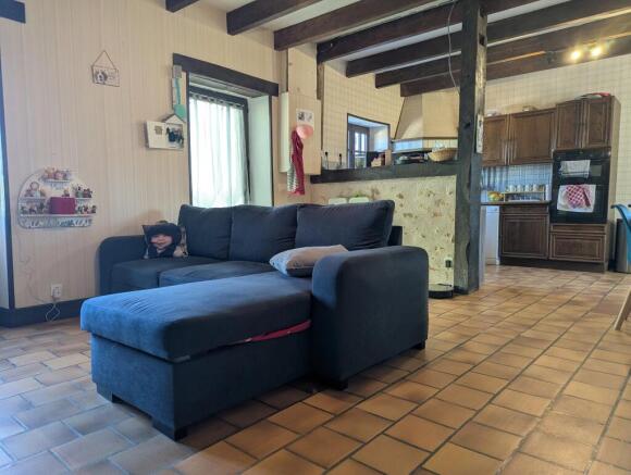 Photo 3