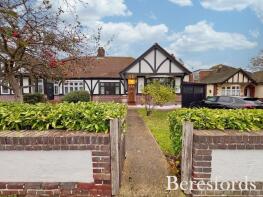 31, Clayton Avenue, Upminster RM14 2EZ